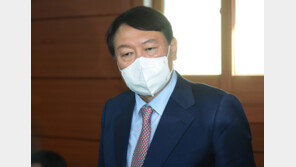 윤석열 “임대아파트 손해라는 이재명, 친서민 가면 찢어져”