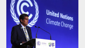 수몰 위기 섬나라들 “도와주지 않을거면 차라리 폭격하라”