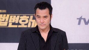 최민수, 오토바이 타다 승용차와 충돌 사고…병원行