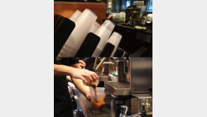 4월부터 카페서 일회용 플라스틱 컵 다시 못 쓴다