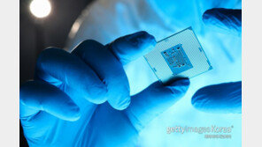 [사설]반도체 키우려 보조금 푸는 日, 지원책 6개월째 소식 없는 韓