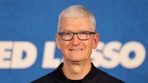 팀쿡 “개인적으로 가상화폐 보유”…애플 차원 투자는 ‘NO’