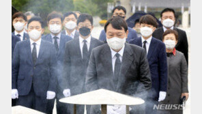 ‘광주·봉하마을’ 찾는 윤석열…‘중도 외연확장’ 시동