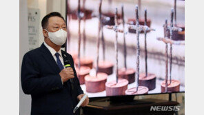 박용만 회장, 두산그룹 떠난다…두 아들도 임원직 사임