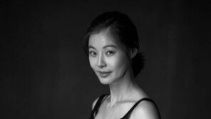 윤소이, 결혼 4년만에 엄마됐다…“산모·딸 건강”