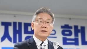 이재명, 與 당직자 일괄 사퇴에 “제가 요구한 것 아냐…宋과 협의”