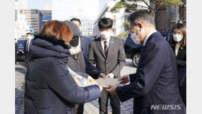 故이예람 중사 부모 만난 文대통령 “인사 드리는 게 도리”