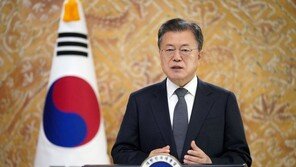 문 대통령 “종전선언, 한반도 평화와 비핵화 첫걸음”