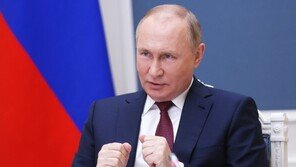 푸틴 “우크라 침공 질문 도발적…러, 안보 보장 권리 있어”