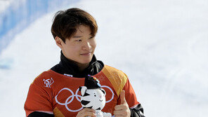 스노보드 이상호, 한국 선수 최초로 FIS 월드컵 금메달