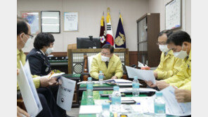 홍성교도소 방문 박범계 장관 “집단 감염 예방 못해 송구”