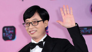 ‘코로나19 완치’ 유재석, 29일 MBC 연예대상 참석 확정