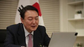 윤석열 “구급차 출산 아기 父와 통화…코로나 산모 지원 필요”