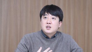 ‘박근혜 키즈’ 이준석 “국정농단 사건 송구…여건 되면 朴측과 소통”