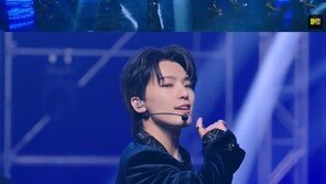 세븐틴, 美 ‘MTV PUSH’서 ‘크러쉬’ 퍼포먼스 공개…K팝 최초