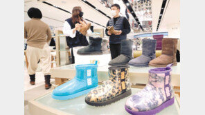 ‘어그 부츠’ 다시 뜬다