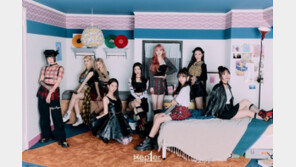 케플러, 역대 걸그룹 데뷔 1일차 판매량 1위…15만장