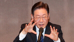 이재명 “탈모 공약에 지나친 정치공세…대규모 재원 안 들어”