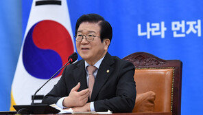 국회의장 “‘0선’ 대선 후보들, 검증받아야…토론 반드시 필요”