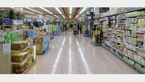 KDI, ‘경기 하방위험’ 경고…방역 강화에 소비심리 ‘뚝’