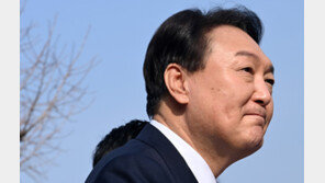 오영수 ‘골든글로브’ 수상에…尹 “깨달음 일깨워 주셨다”