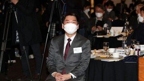 안철수 약진에 與 “尹 아바타냐” 견제…野는 “단일화 불가피” 제기