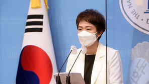 이언주 “李도 尹도 세금 퍼주기…비리대선 모자라 졸렬대선”