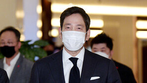 정용진 신세계 부회장 “사업가로 살다 죽을 것”…정치권 ‘선긋기’