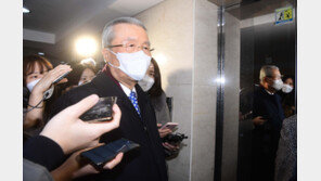 이준석 만났지만…김종인 “난 책임 벗어난 사람, 정권교체 도울 일 없다”