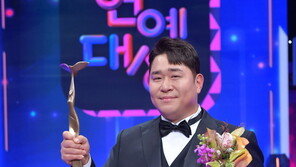 ‘연예대상’ 문세윤, 백혈병 환아 위해 3000만원 기부