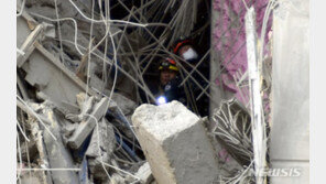 광주 아파트 신축 붕괴 8일째…실종자 수색 재개