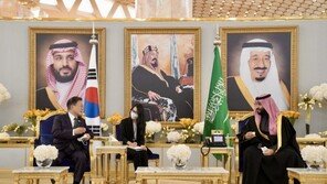 靑 “한-사우디 MOU에 ‘방산 분야’ 예정돼 있지 않았다”