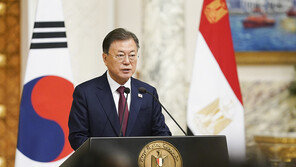 文 “이집트 K9 자주포 수출 최대 규모…원팀 정신 돋보여”