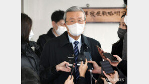 윤석열, 김종인에 설 인사 전화…선대위 해체 후 첫 소통