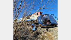 영천서 무궁화호-트럭 충돌… 2명 사망