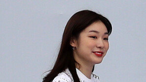 베이징 안가는 김연아, 국내에서 후배들 응원