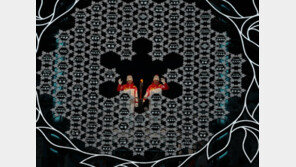 ‘꽂은 성화’에 놀란 외신 “획기적이고 소박한 방식”