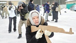 美공수부대 우크라 인근 도착한 날… 러, 핵 전폭기 출동 맞대응