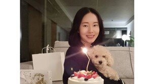 ‘임신’ 이정현, 행복한 집콕 생일 파티…“이제는 네 식구”