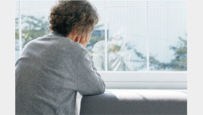 알츠하이머병 예방의 핵심은 단백질… 저축하듯 꾸준히 챙겨드세요