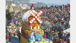 과일로 만든 풍차… 佛망통 ‘레몬 축제’