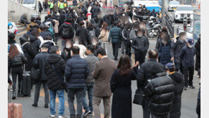 오늘 9만명 육박…이번주 ‘10만명 돌파’ 여부가 둔화 가능성 판단