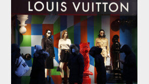 루이뷔통 5개월 만에 또 가격 인상…‘3초백’ 네버풀 21% 껑충