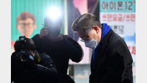이재명, 安 유세차 사고에 10초간 묵념…노래·율동 없이 유세