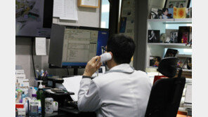 확진자 폭증에 동네병원도 ‘전시 상황’…“너무나도 어려운 상황”