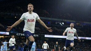 80분 뛴 손흥민 2도움, 토트넘 맨시티 더블 달성