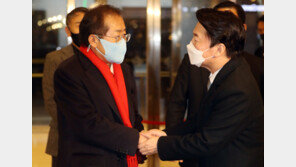 홍준표 “야권 단일화 무산, 유감 또 유감…정권교체 해야 하는데”