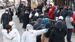 코로나19 누적 확진 200만 명 넘어[청계천 옆 사진관]