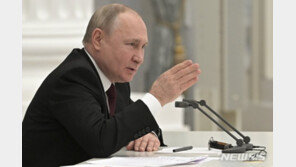 러, ‘해외 병력 사용’ 승인…돈바스 군배치 공식화