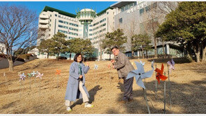 50대 늦깎이 대학생 부부 동명대서 인생 2막…“공부로 치유받아요”